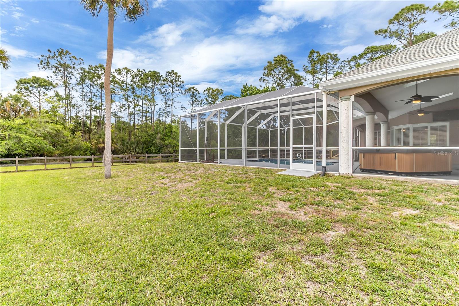 5675 BOB WHITE TRL, MIMS, FL, 32754