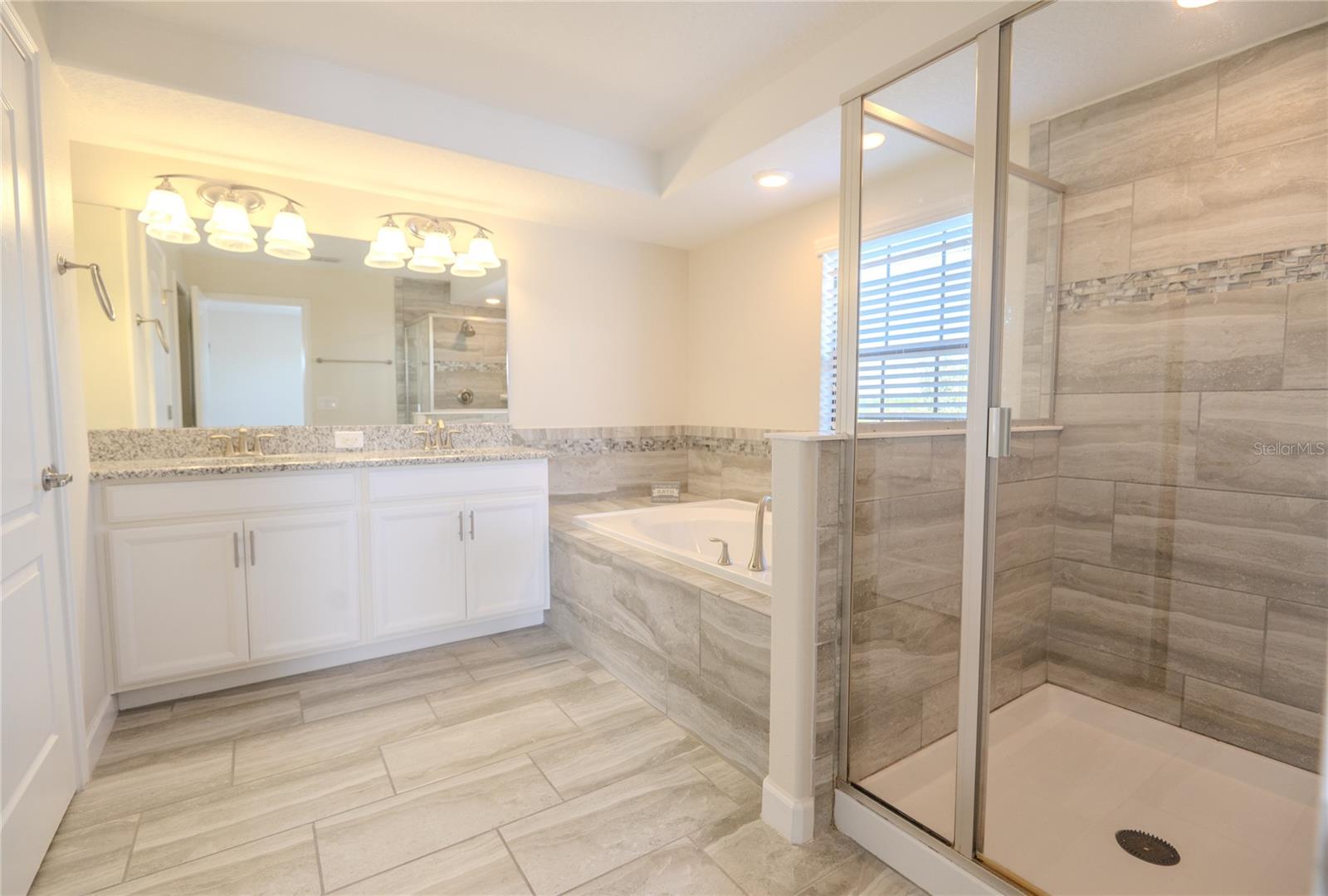 1337 SHINNECOCK HILLS DR, DAVENPORT, FL, 33896