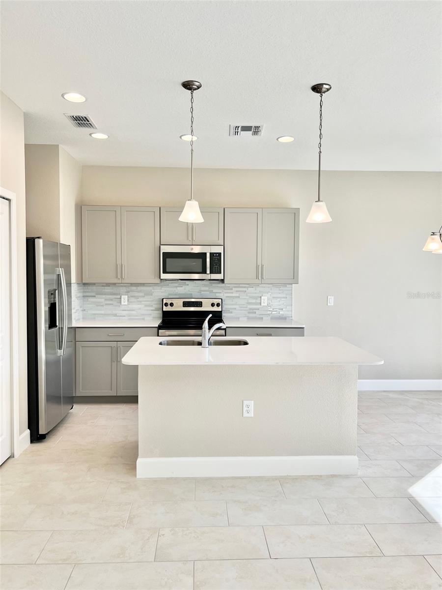 1398 CAPTIVA CV, SANFORD, FL, 32771