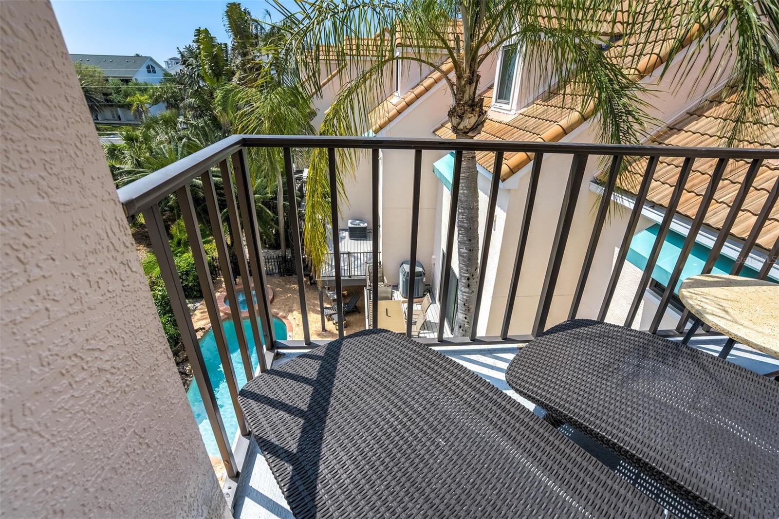 Balcony Off 4th Floor