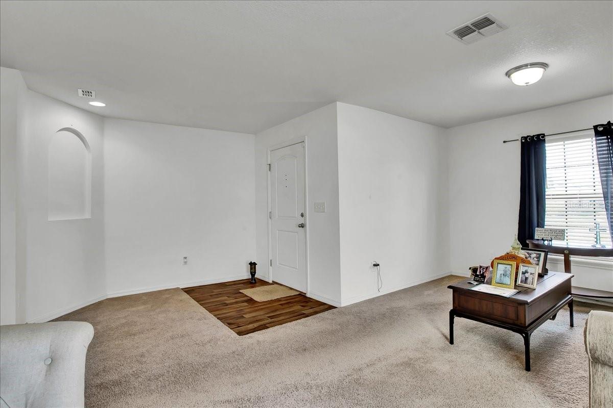 616 CHATHAM WALK DR, RUSKIN, FL, 33570