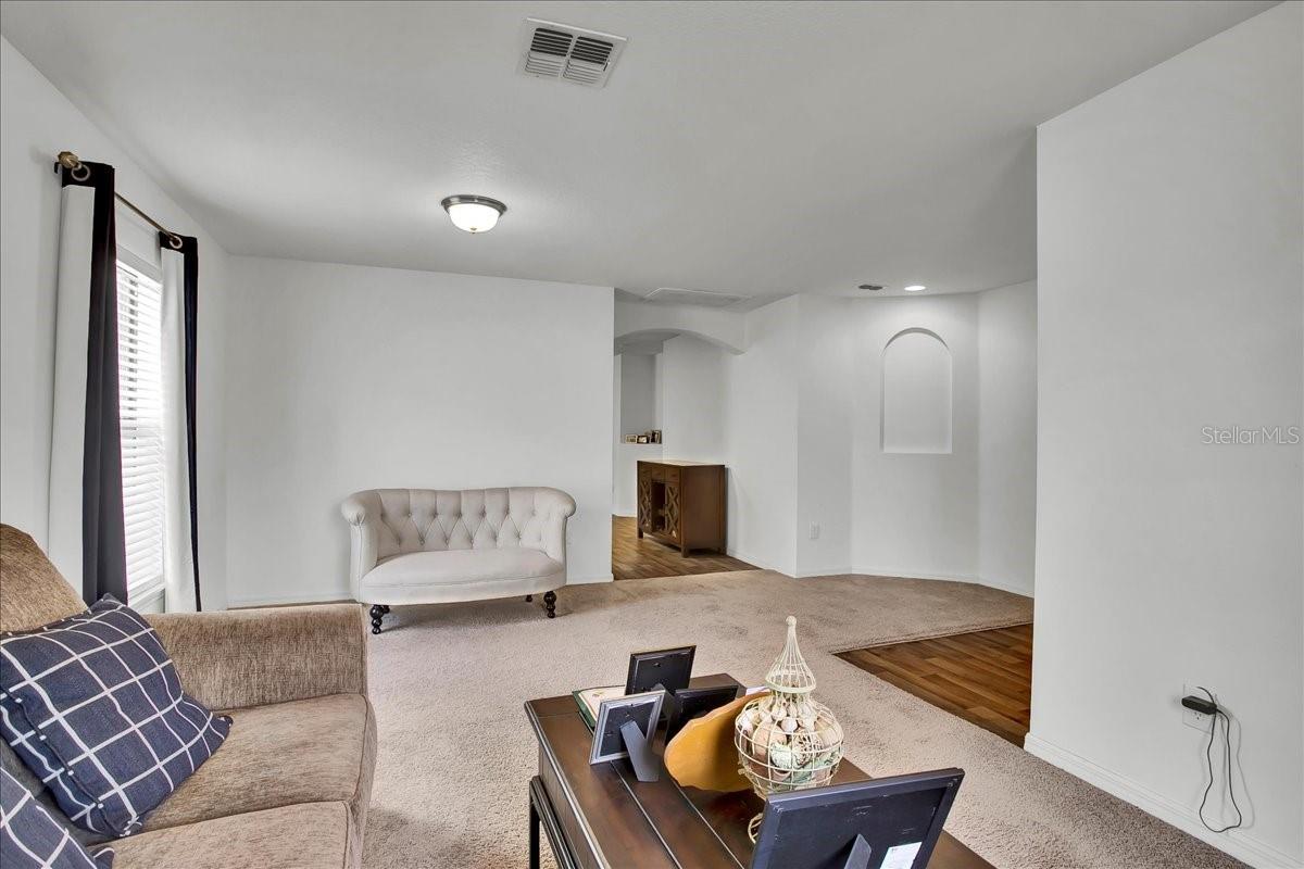 616 CHATHAM WALK DR, RUSKIN, FL, 33570