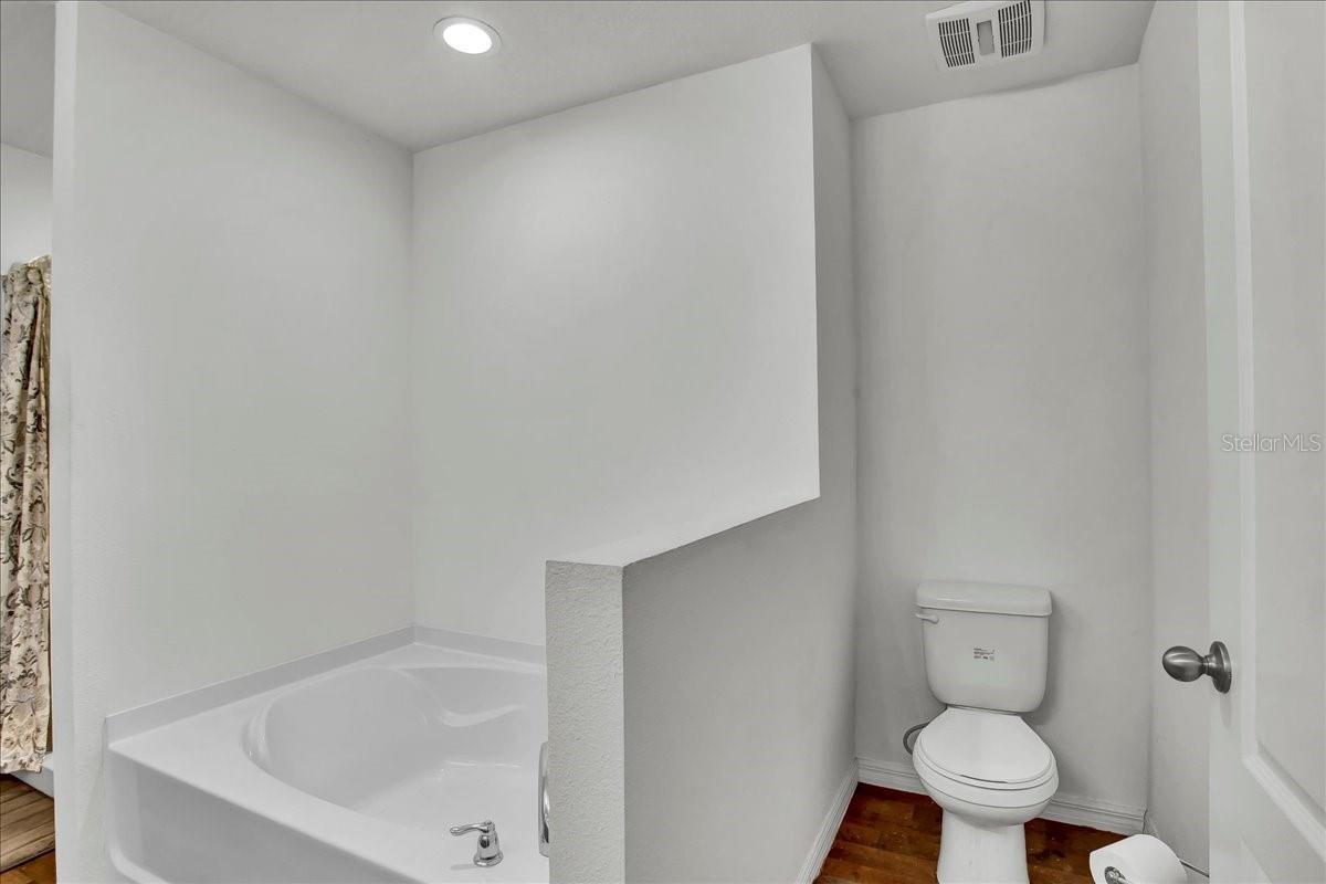 616 CHATHAM WALK DR, RUSKIN, FL, 33570