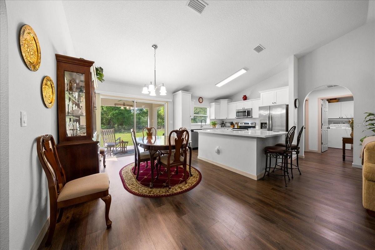 8 GUAVA PASS TRL, OCKLAWAHA, FL, 32179