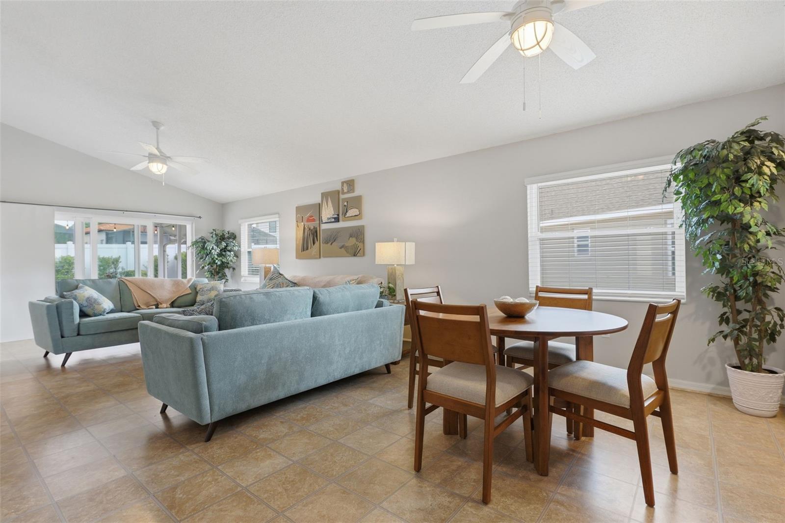 1014 CHALLENGER AVE, DAVENPORT, FL, 33897