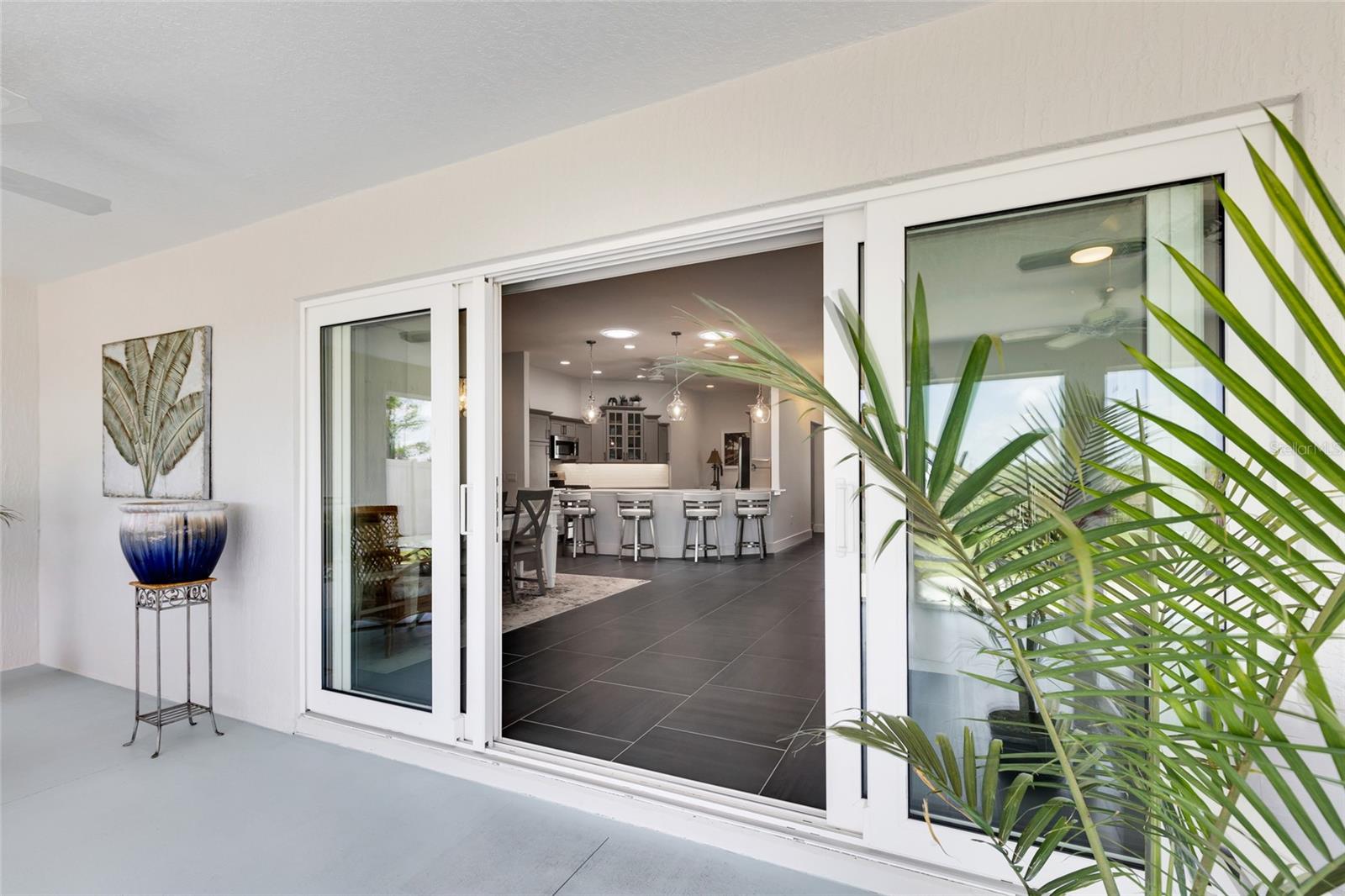 5495 HAWKINS DR, THE VILLAGES, FL, 32163