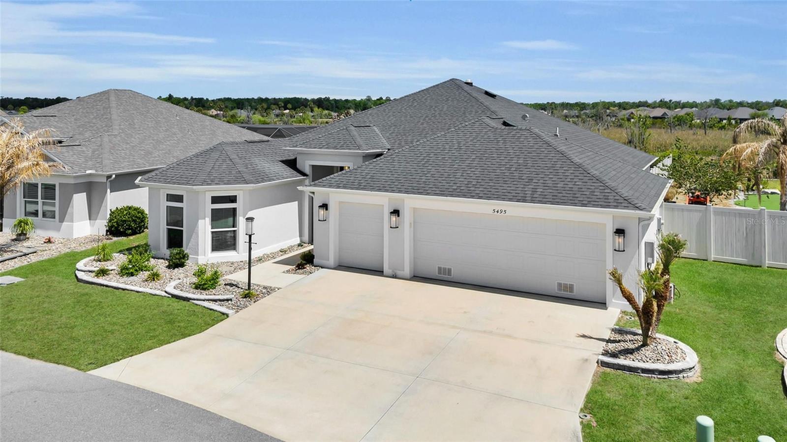 5495 HAWKINS DR, THE VILLAGES, FL, 32163