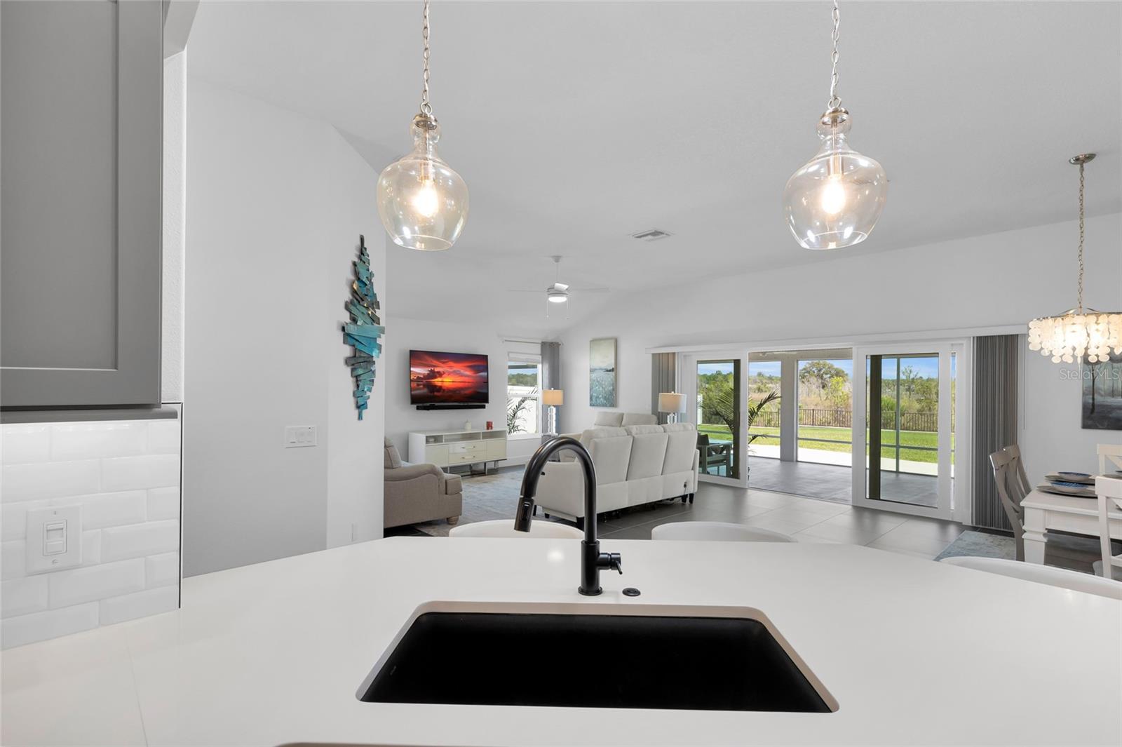 5495 HAWKINS DR, THE VILLAGES, FL, 32163