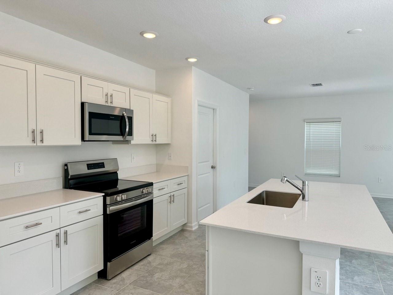 1727 FOREMAN RD, EAGLE LAKE, FL, 33839