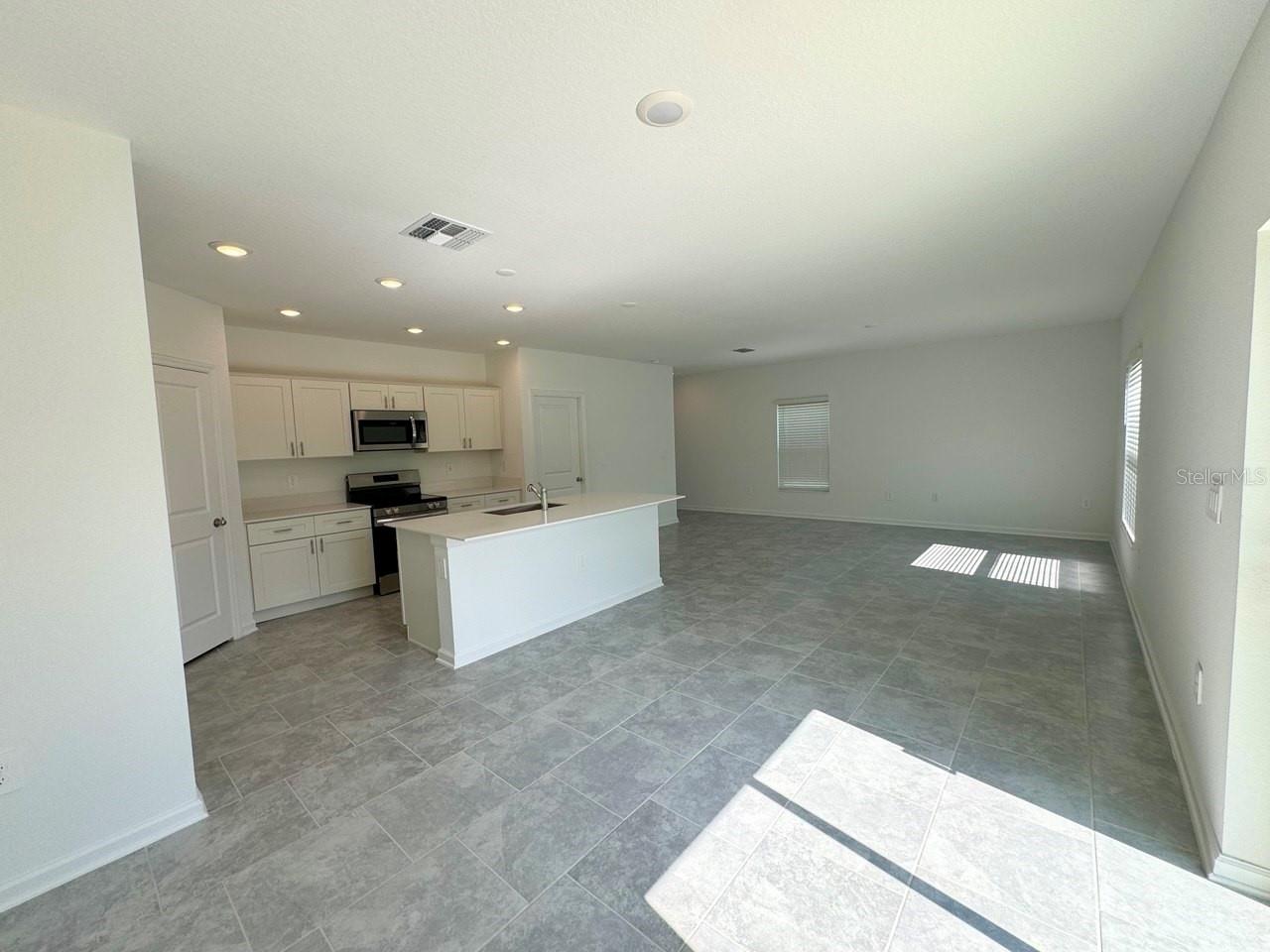 1727 FOREMAN RD, EAGLE LAKE, FL, 33839