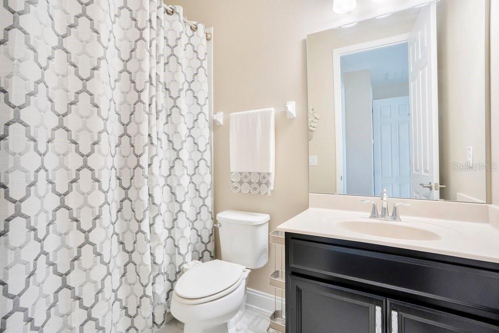 805 RIVIERA BELLA DR, DEBARY, FL, 32713