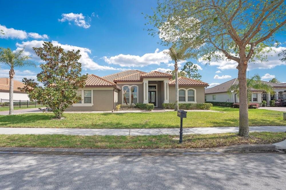 805 RIVIERA BELLA DR, DEBARY, FL, 32713
