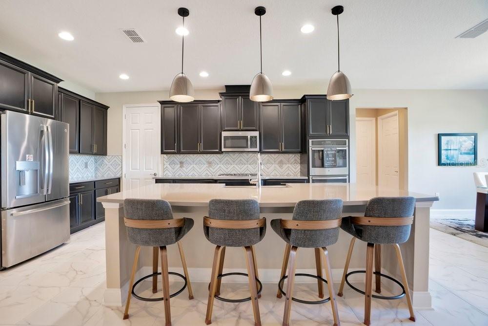 805 RIVIERA BELLA DR, DEBARY, FL, 32713