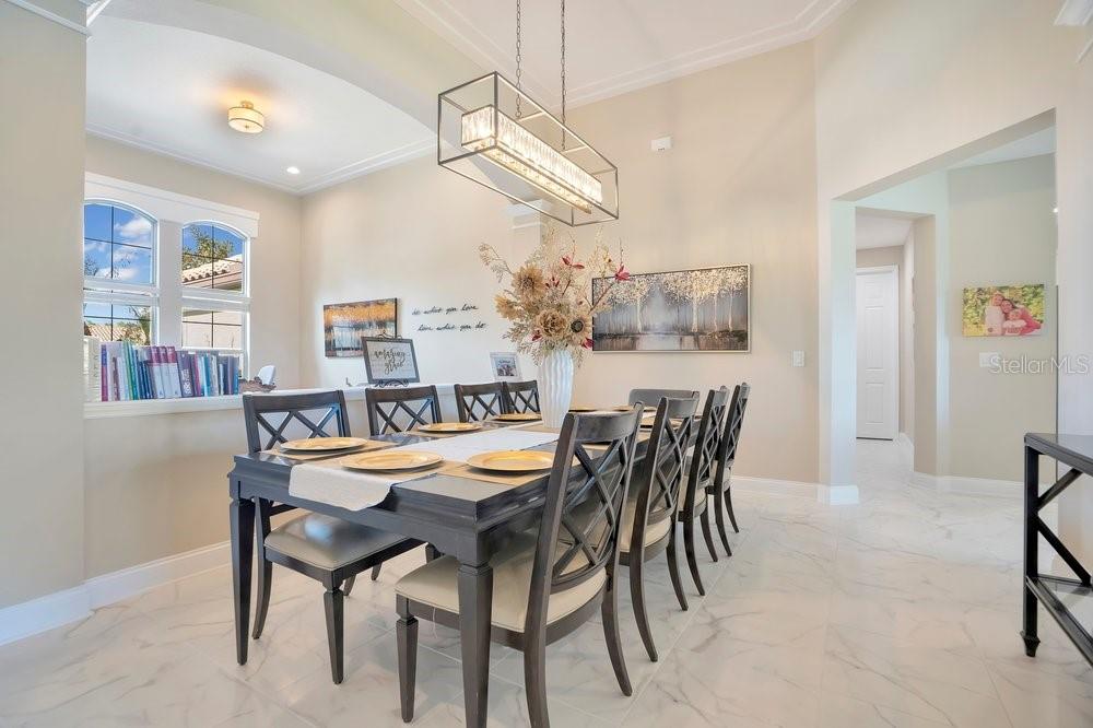 805 RIVIERA BELLA DR, DEBARY, FL, 32713