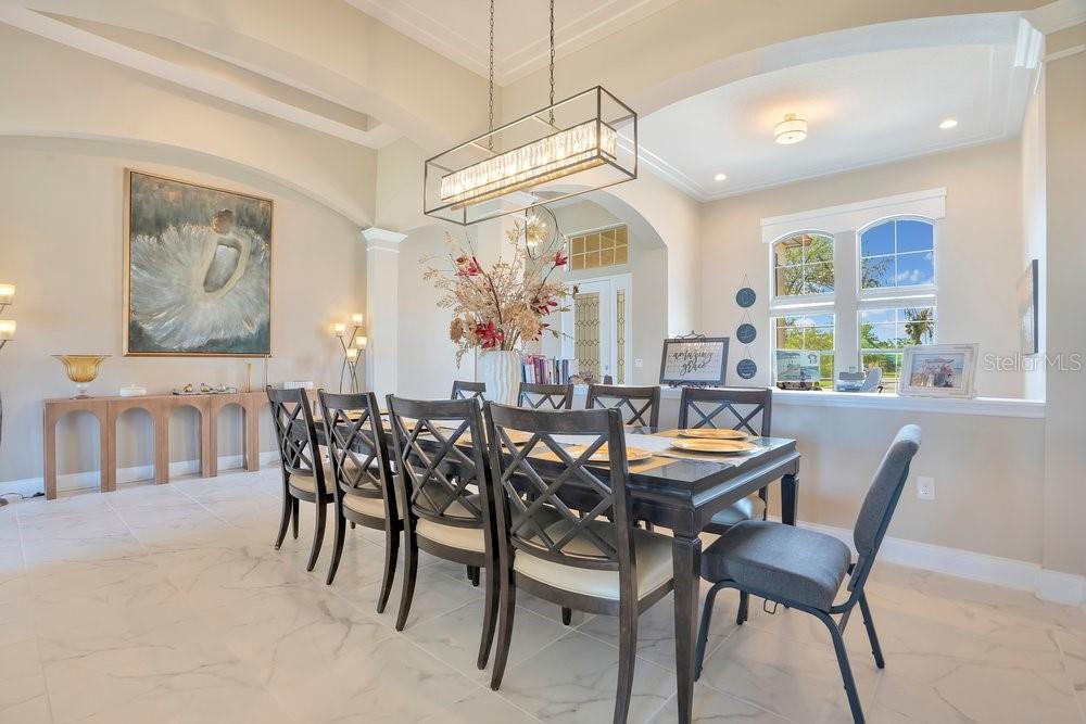 805 RIVIERA BELLA DR, DEBARY, FL, 32713