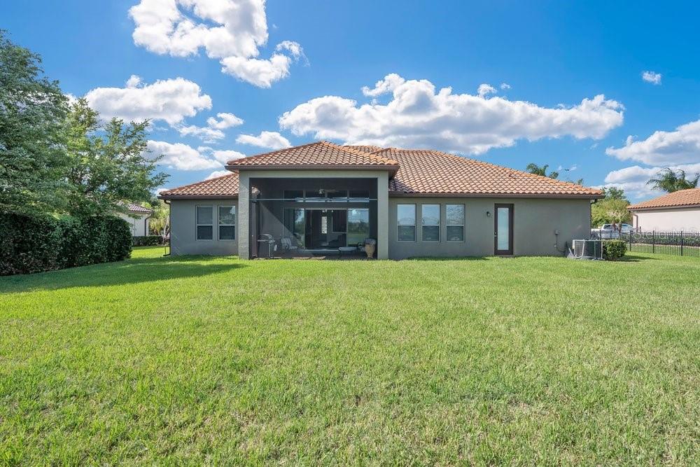 805 RIVIERA BELLA DR, DEBARY, FL, 32713