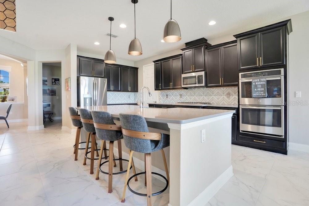 805 RIVIERA BELLA DR, DEBARY, FL, 32713