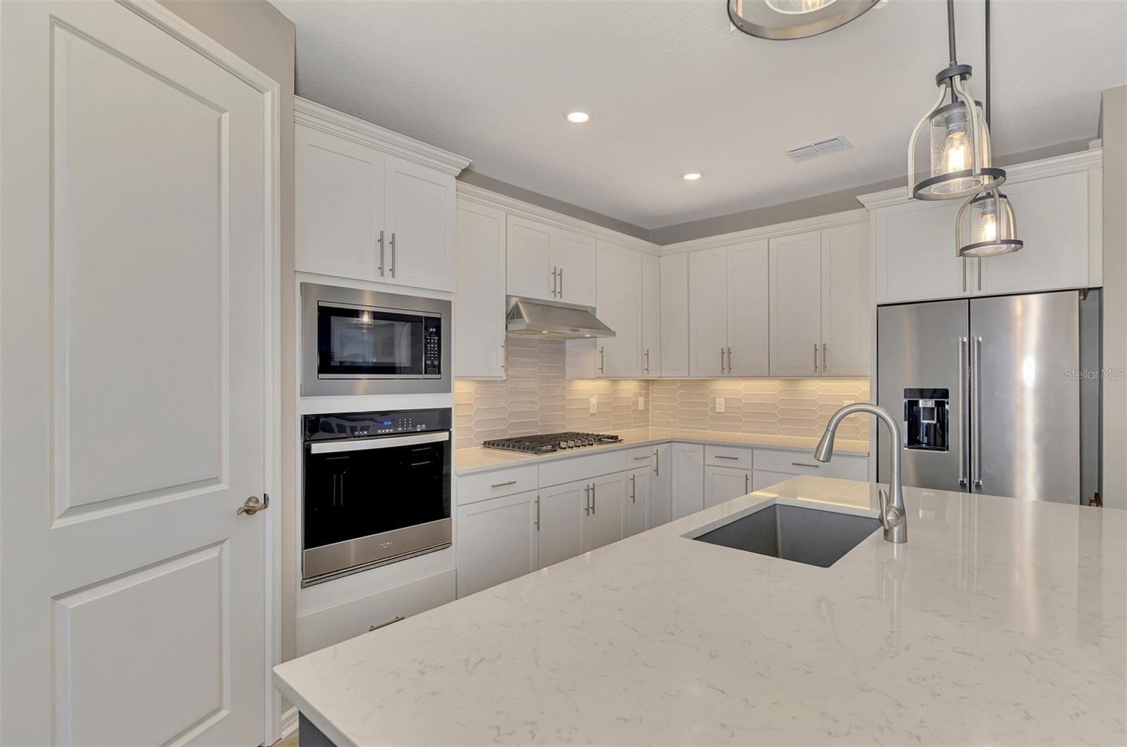 9216 BARRIER COAST TRL, PARRISH, FL, 34219