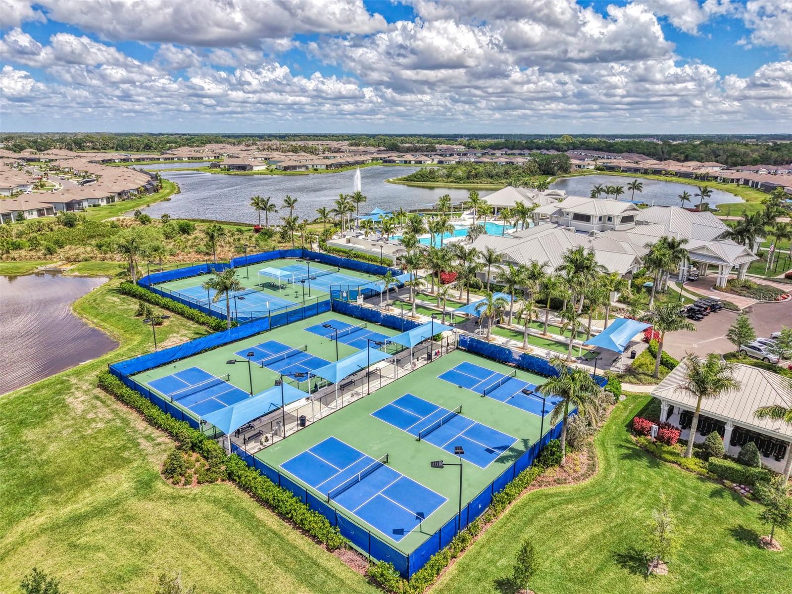 9216 BARRIER COAST TRL, PARRISH, FL, 34219