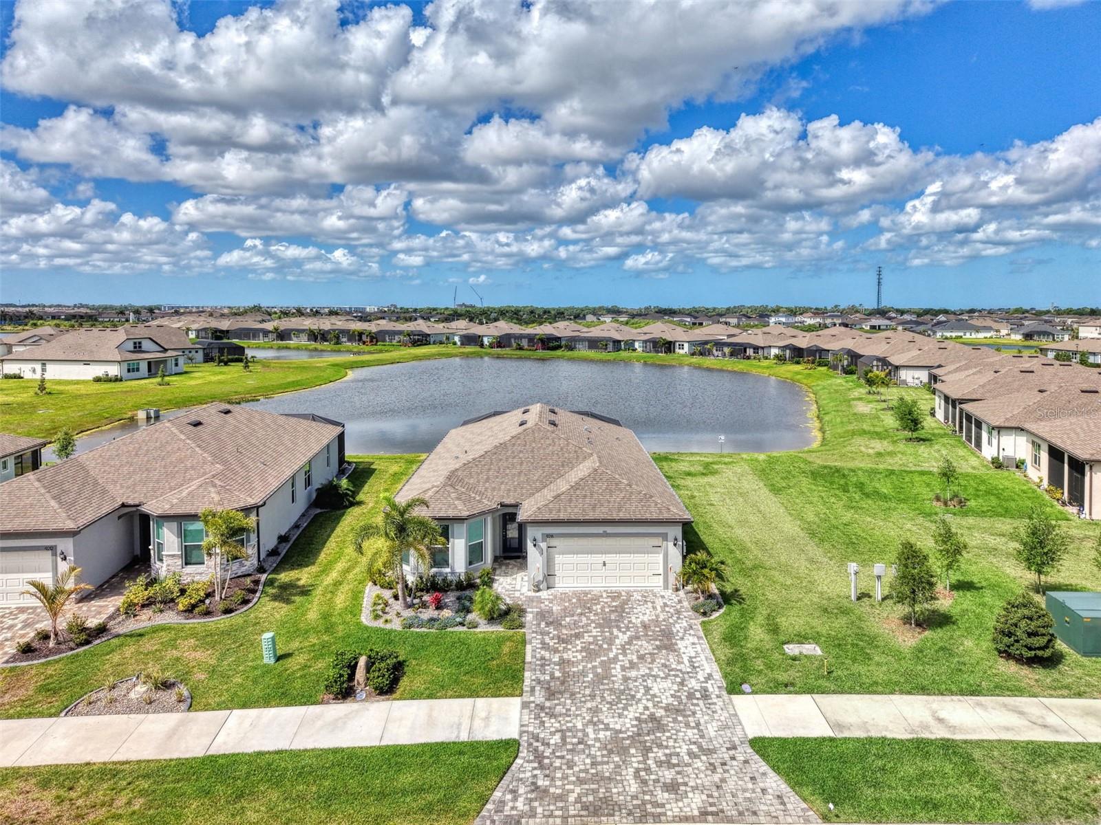 9216 BARRIER COAST TRL, PARRISH, FL, 34219