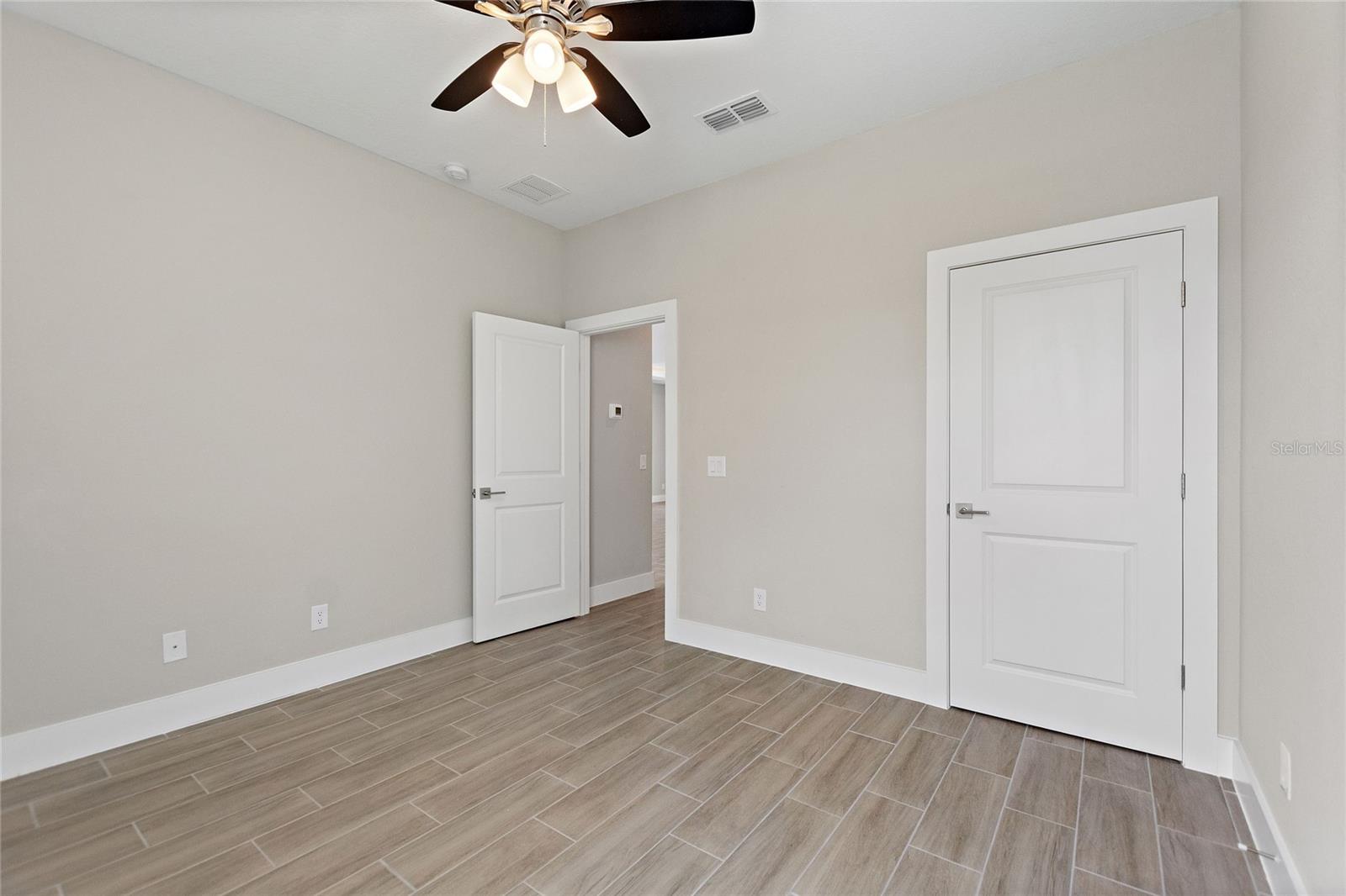 700 DESMOINES DR, KISSIMMEE, FL, 34759