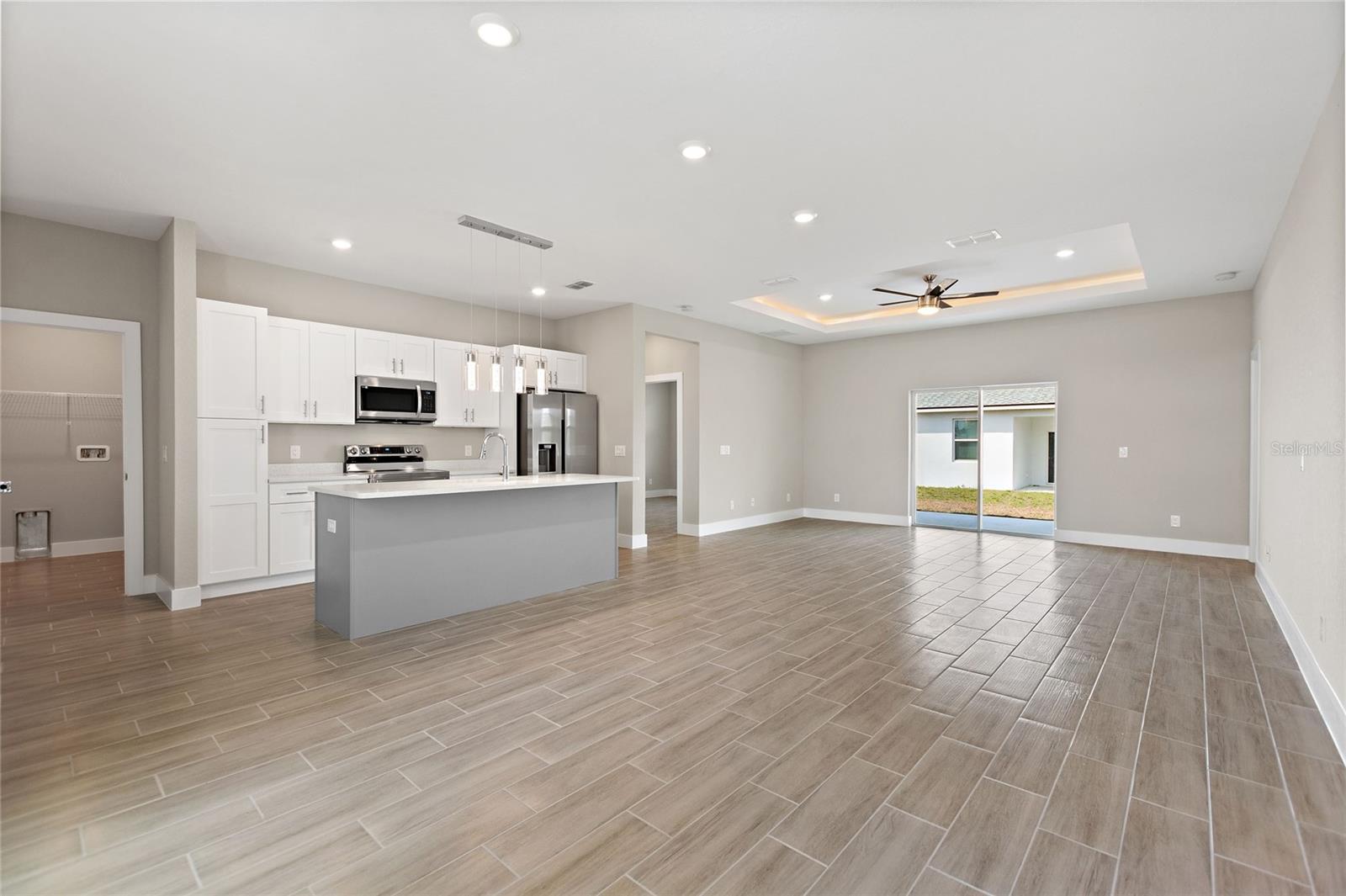 700 DESMOINES DR, KISSIMMEE, FL, 34759