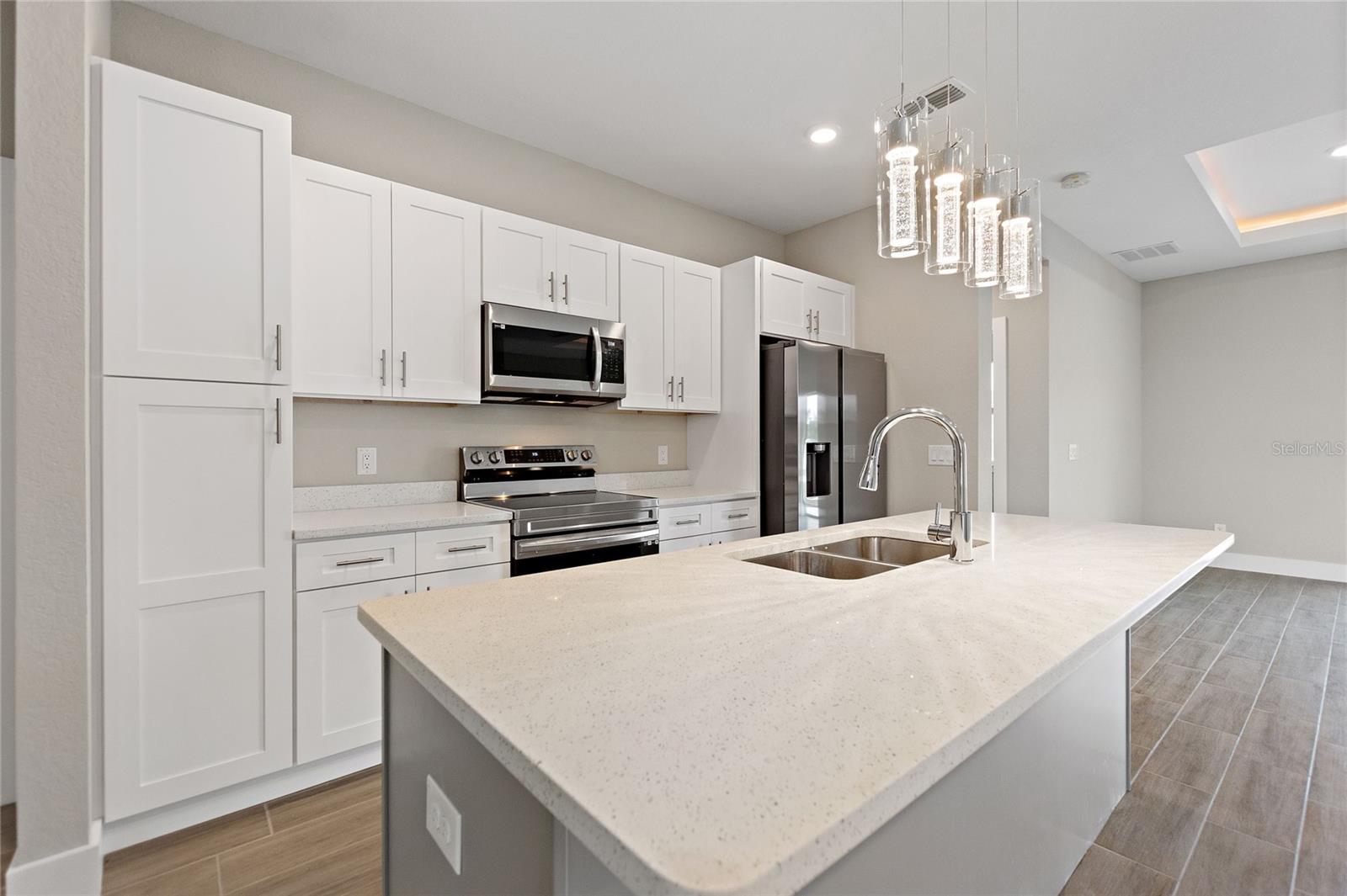 700 DESMOINES DR, KISSIMMEE, FL, 34759