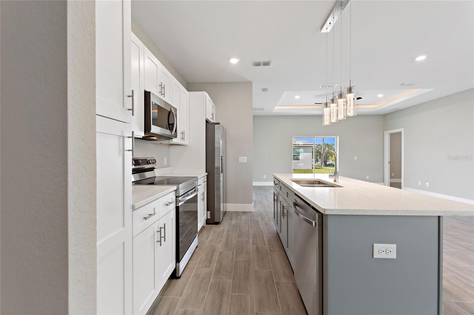 700 DESMOINES DR, KISSIMMEE, FL, 34759
