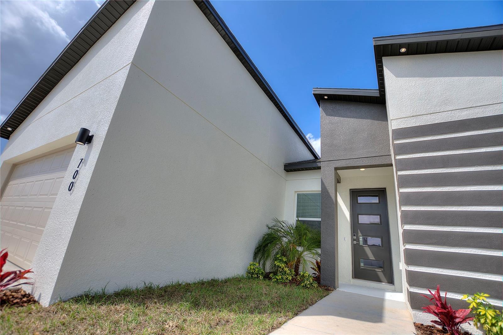 700 DESMOINES DR, KISSIMMEE, FL, 34759