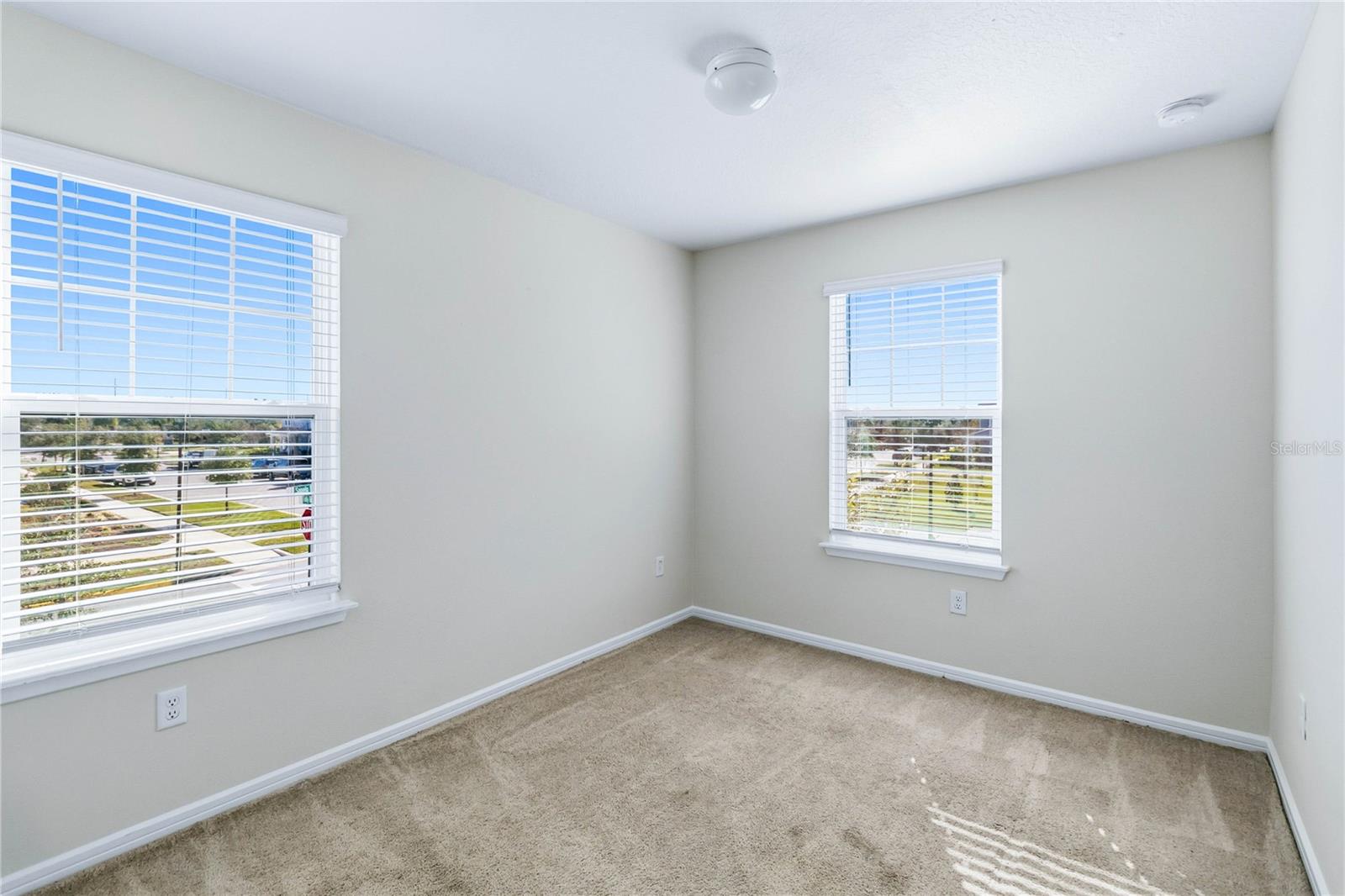10379 FOLLY BEACH RD, ORLANDO, FL, 32827