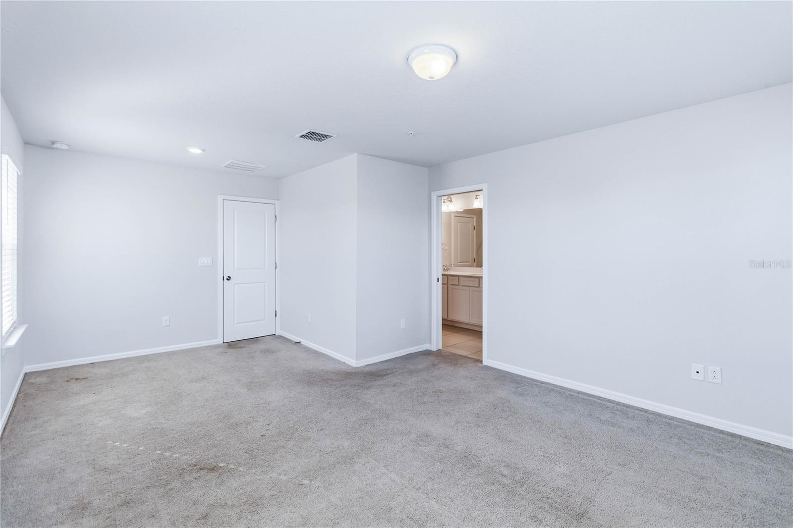10379 FOLLY BEACH RD, ORLANDO, FL, 32827