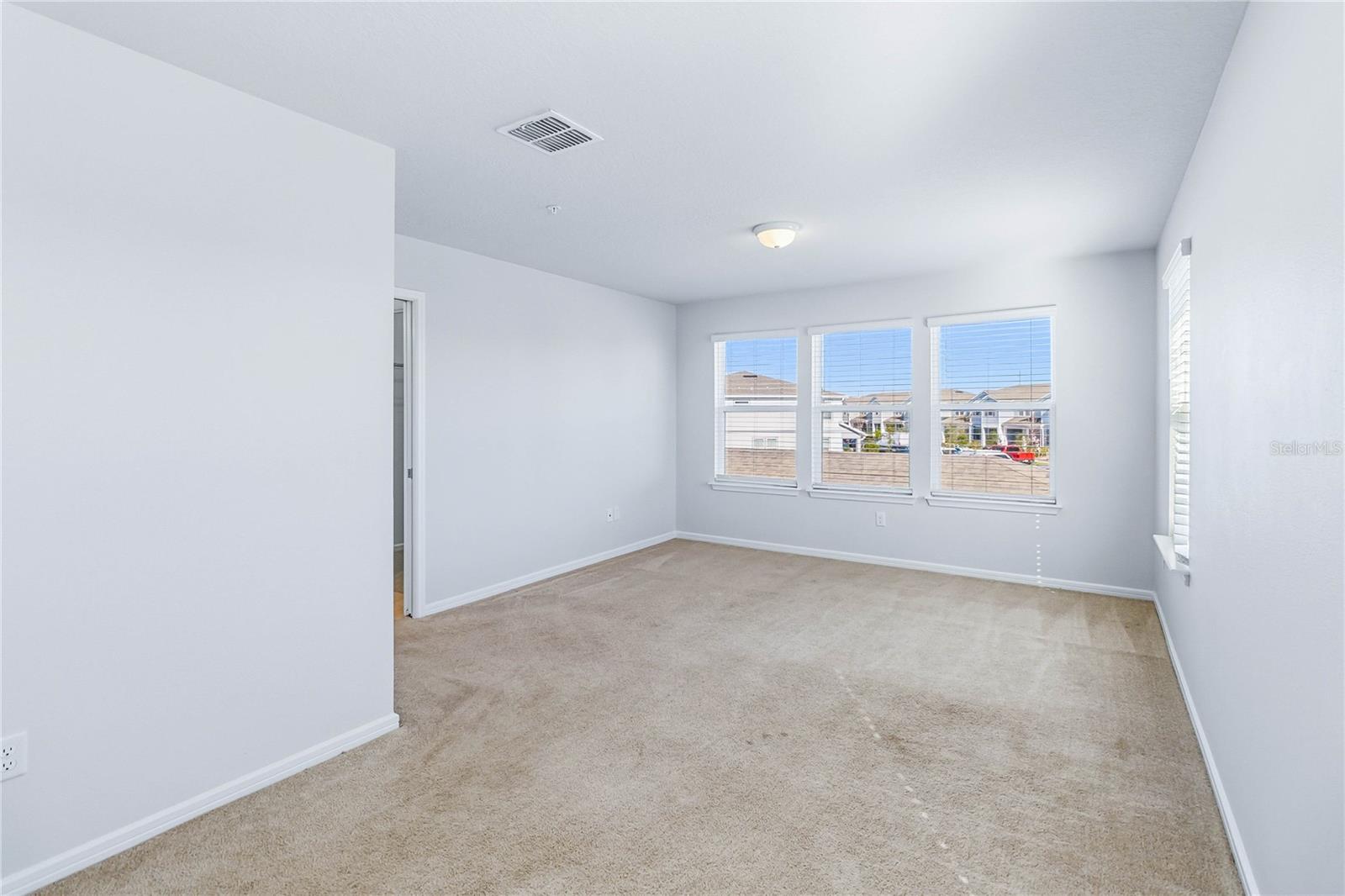 10379 FOLLY BEACH RD, ORLANDO, FL, 32827
