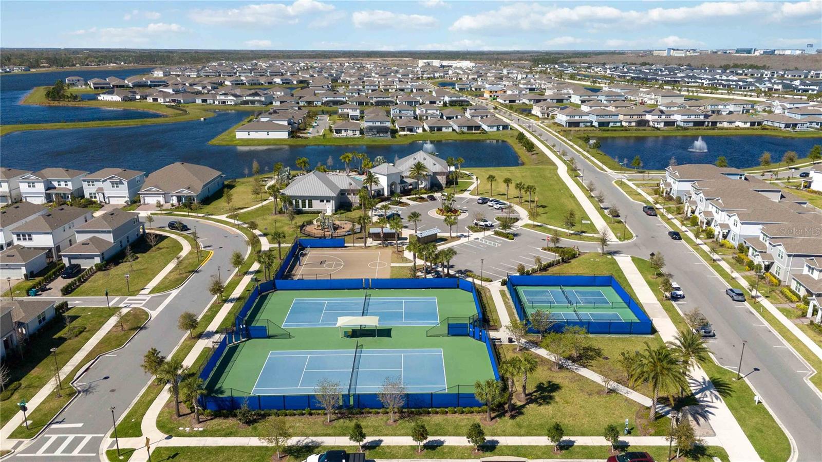 10379 FOLLY BEACH RD, ORLANDO, FL, 32827