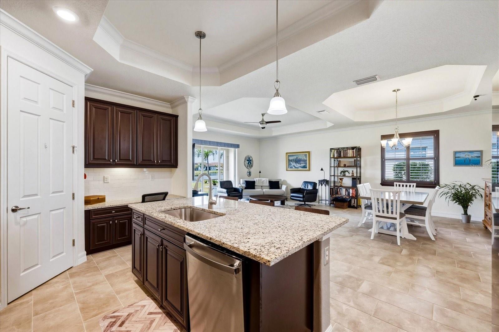 12422 PERENNIAL PL, LAKEWOOD RANCH, FL, 34211