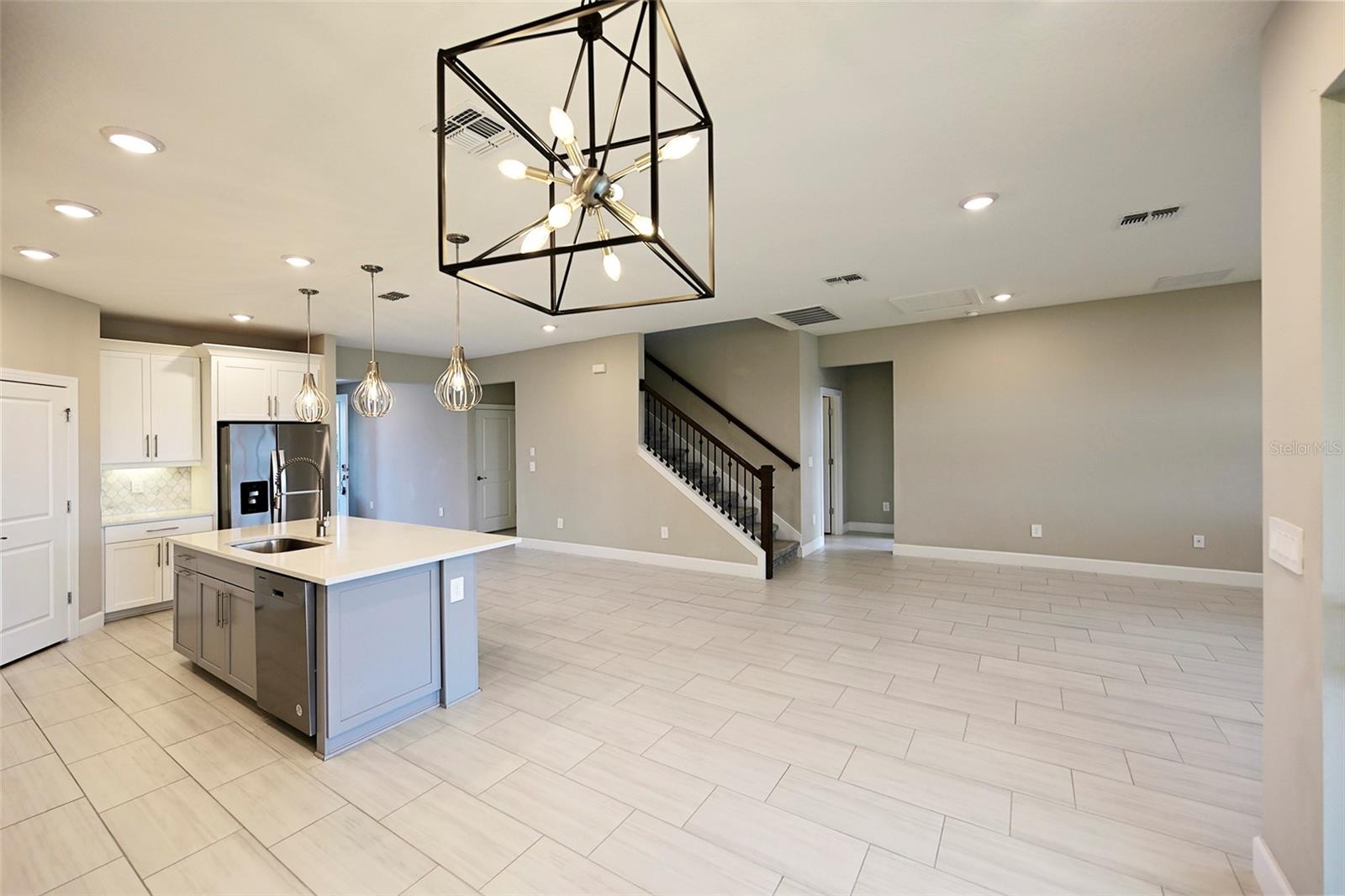 3806 SAVANNA PALMS CT, LAKEWOOD RANCH, FL, 34211