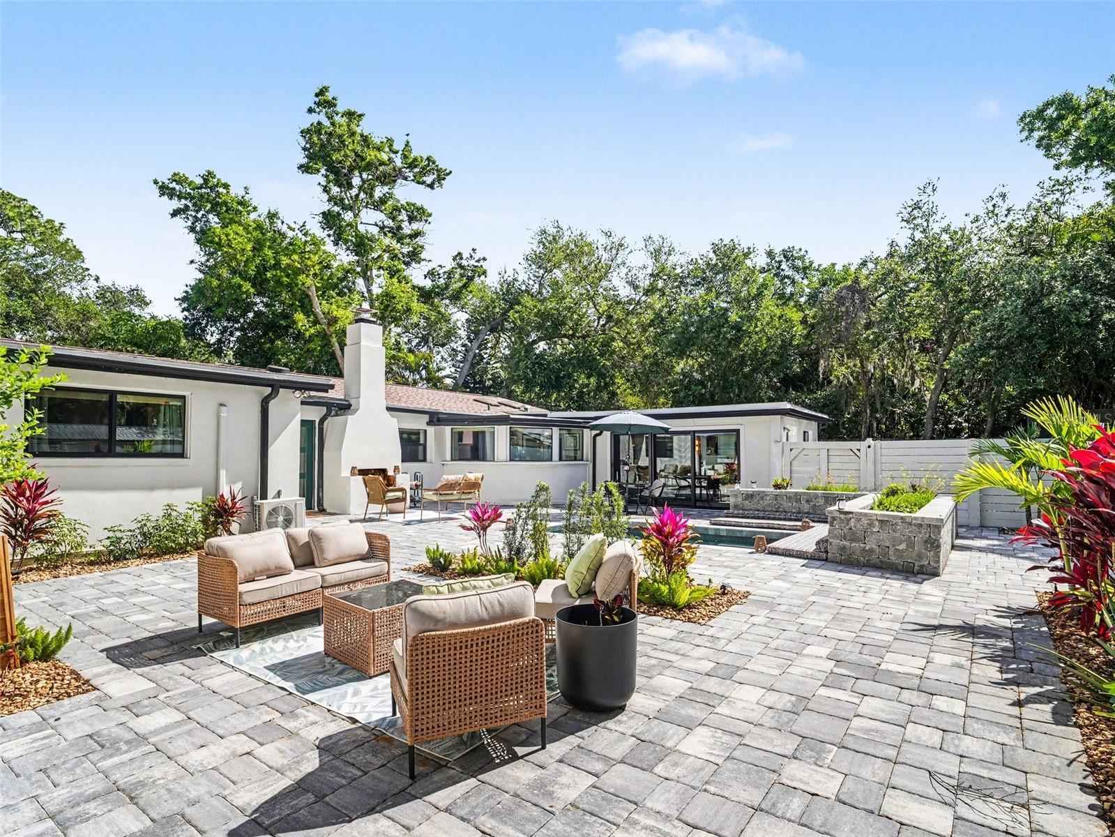 4050 TURKS CAP PL, SARASOTA, FL, 34234