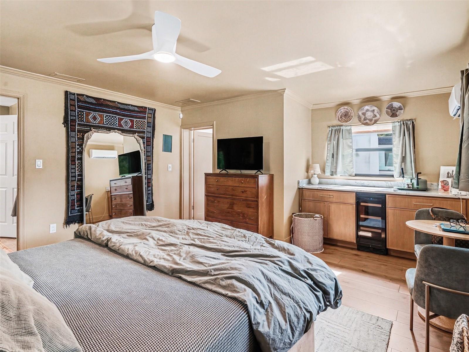 4050 TURKS CAP PL, SARASOTA, FL, 34234