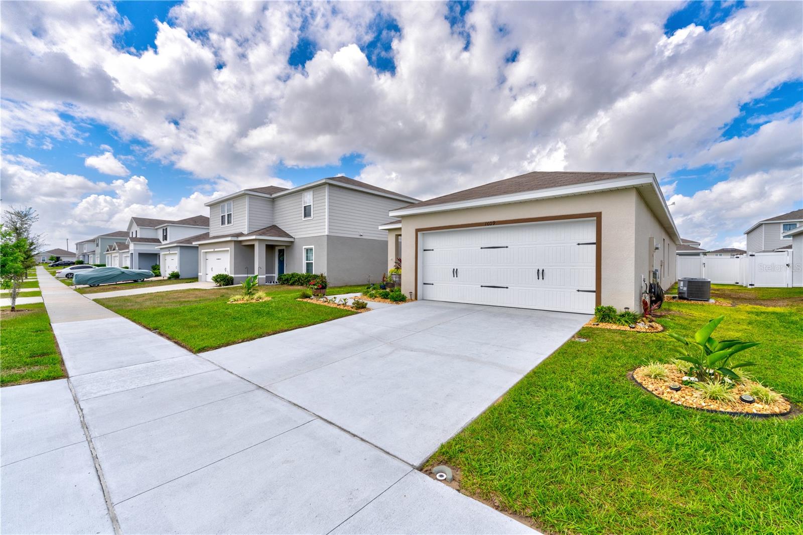 1609 FINNIGAN CIR, HAINES CITY, FL, 33844
