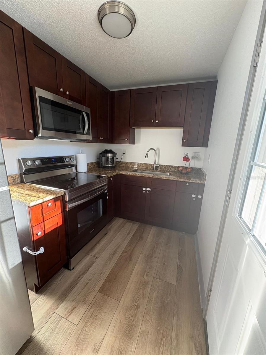 342 CAMPUS VIEW DR, ORLANDO, FL, 32810