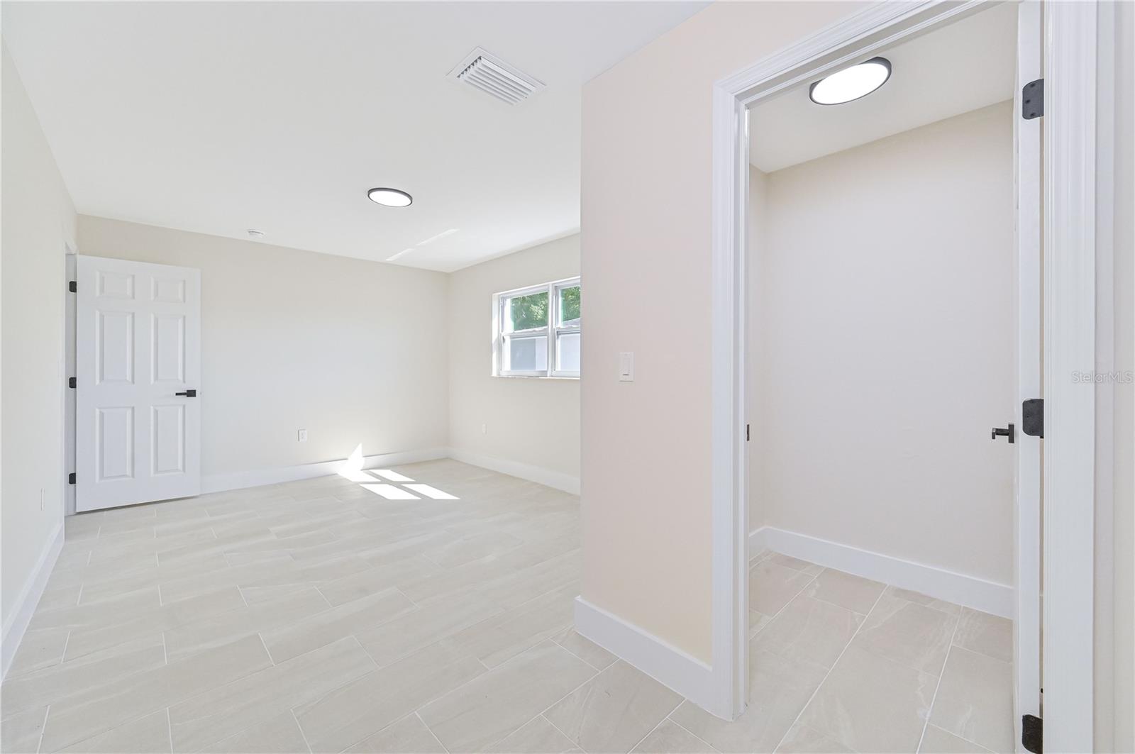115 SE 24TH AVE #A&B, CAPE CORAL, FL, 33990