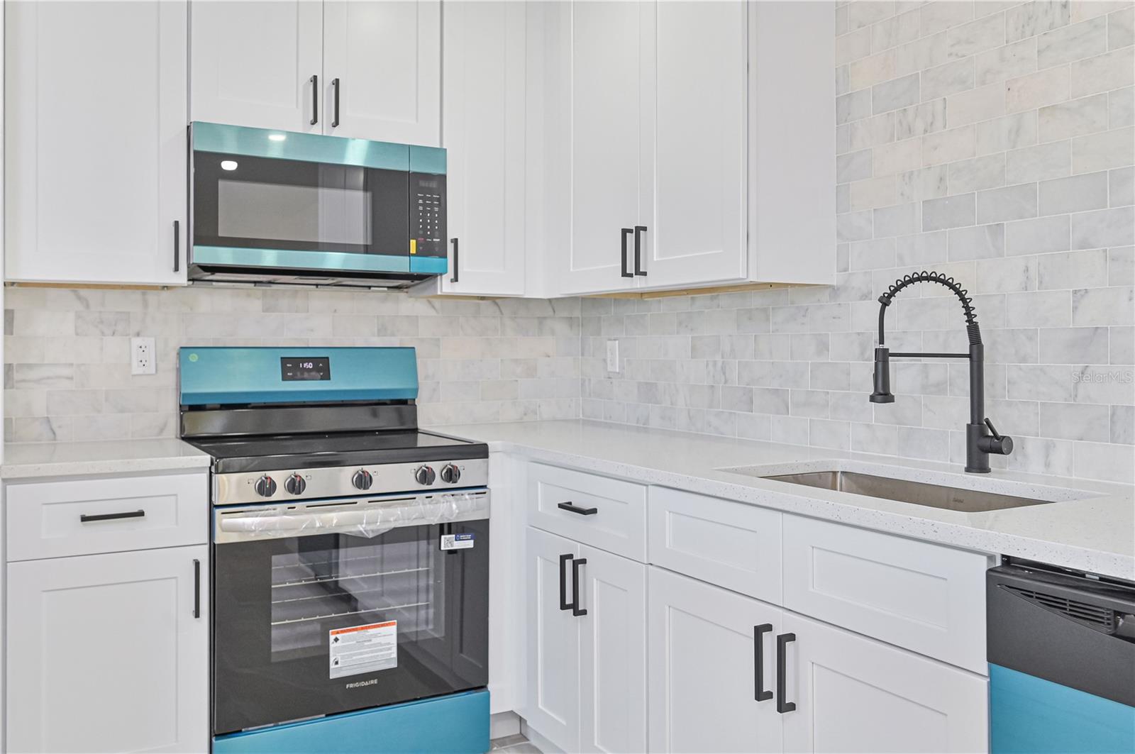 115 SE 24TH AVE #A&B, CAPE CORAL, FL, 33990