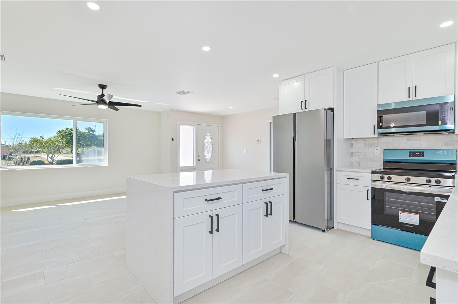 115 SE 24TH AVE #A&B, CAPE CORAL, FL, 33990