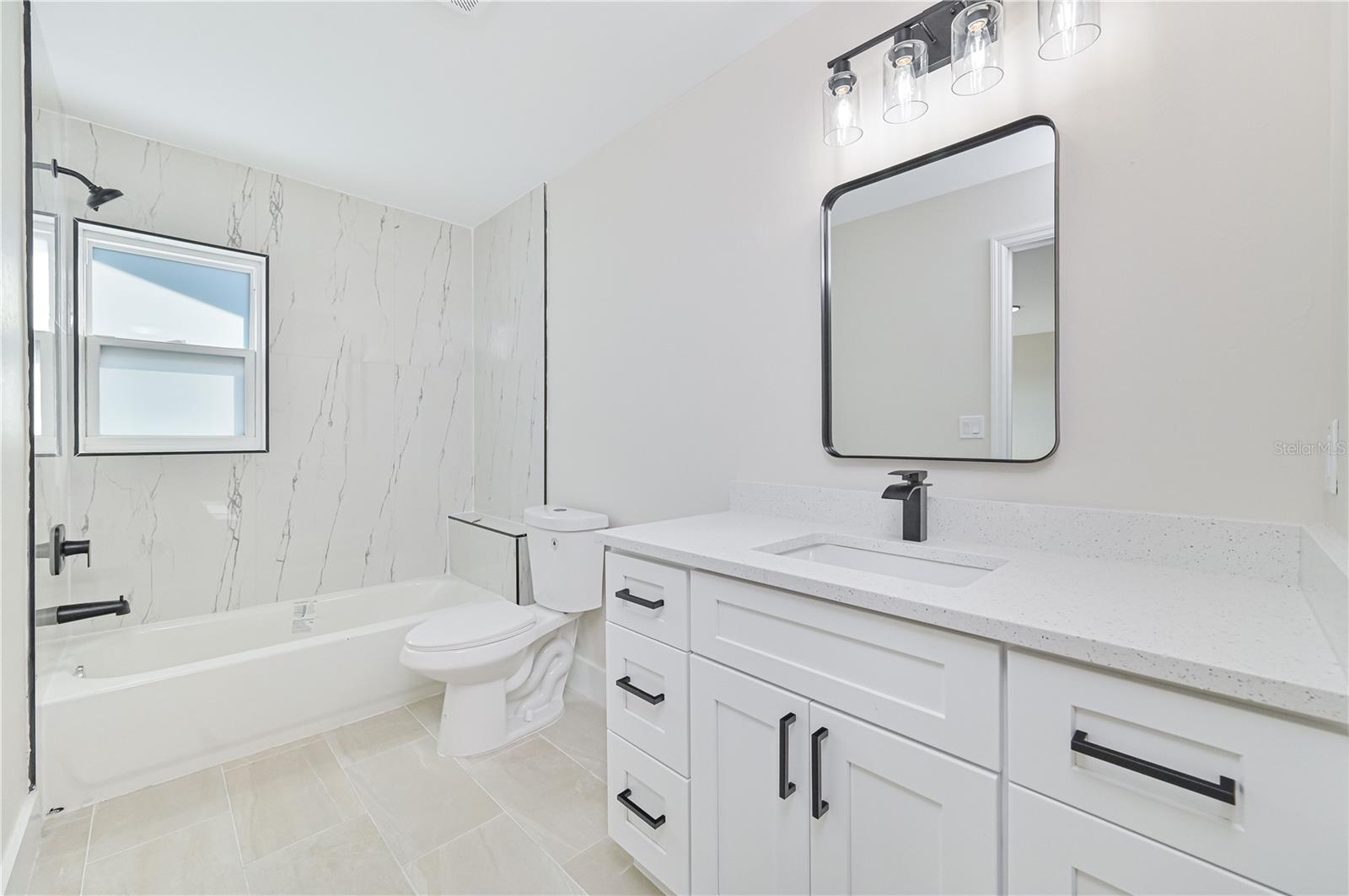 115 SE 24TH AVE #A&B, CAPE CORAL, FL, 33990
