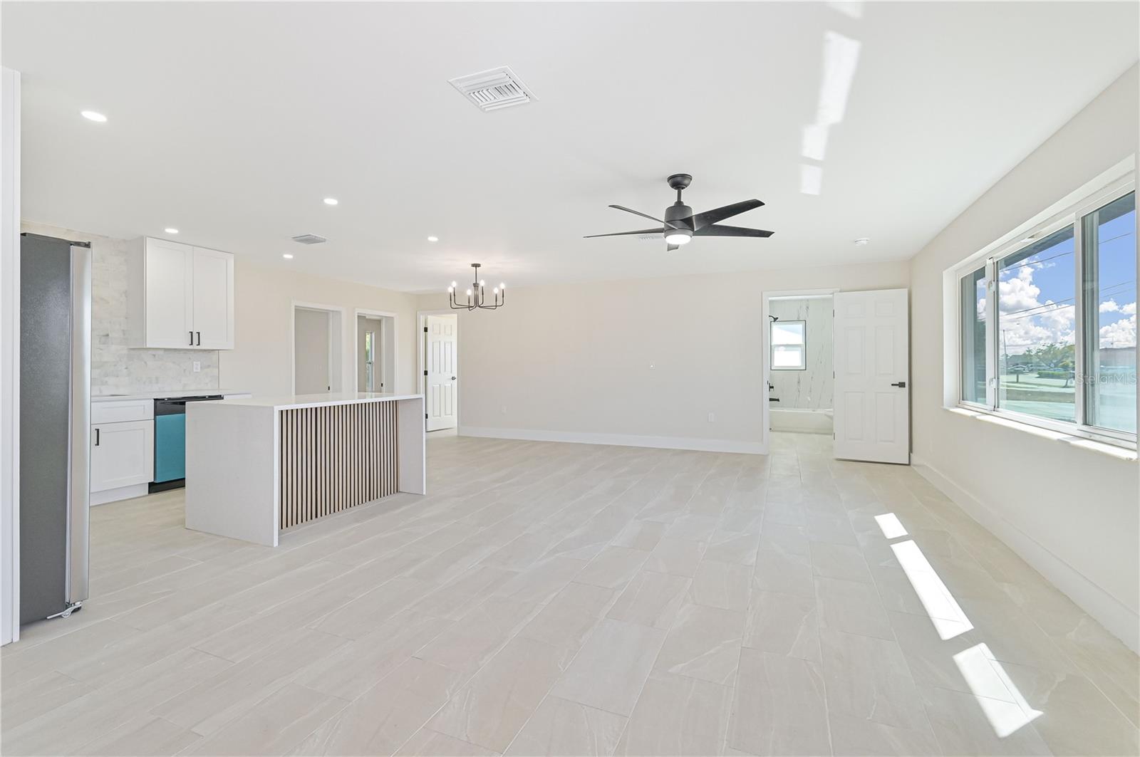 115 SE 24TH AVE #A&B, CAPE CORAL, FL, 33990