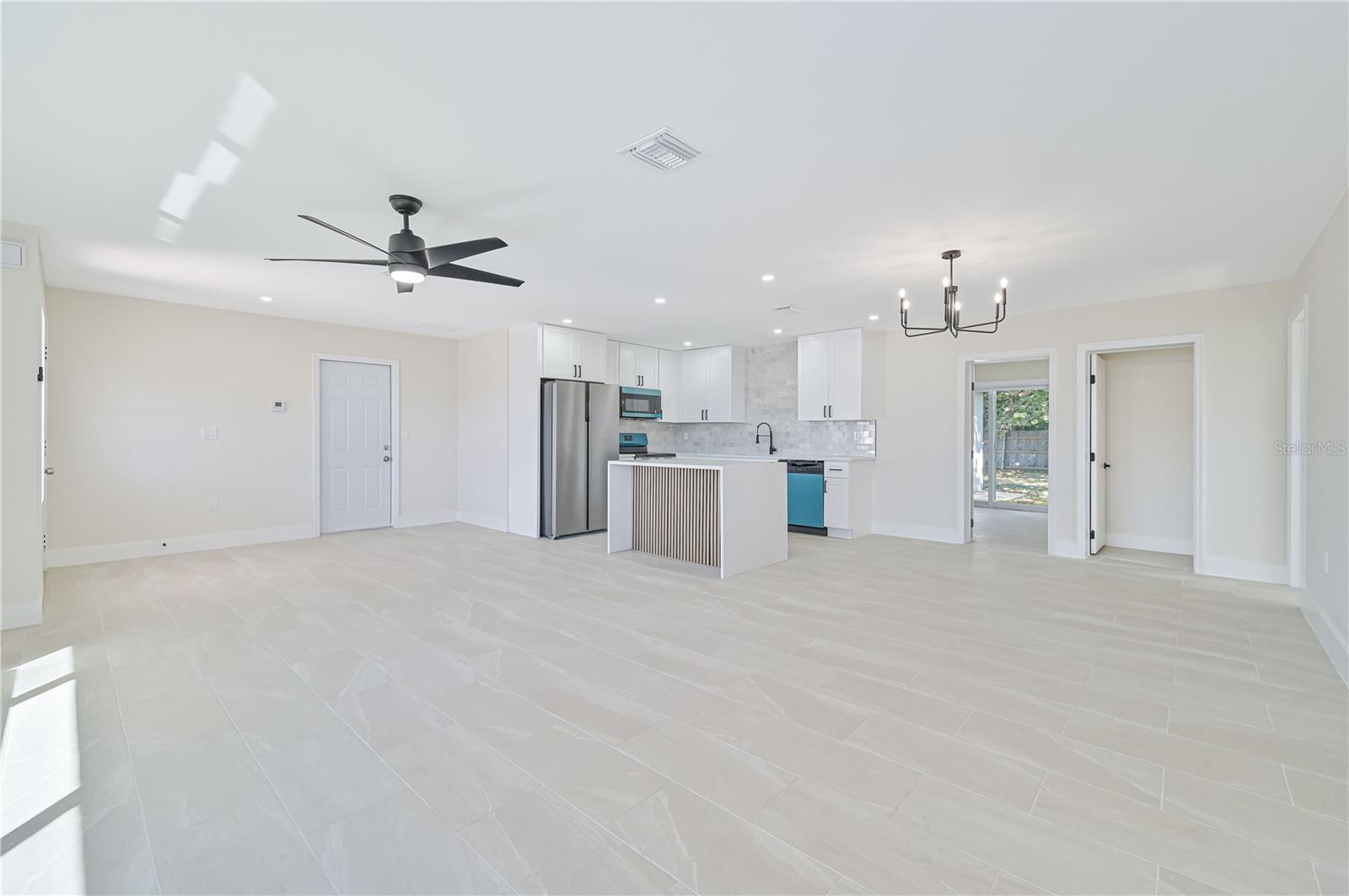 115 SE 24TH AVE #A&B, CAPE CORAL, FL, 33990