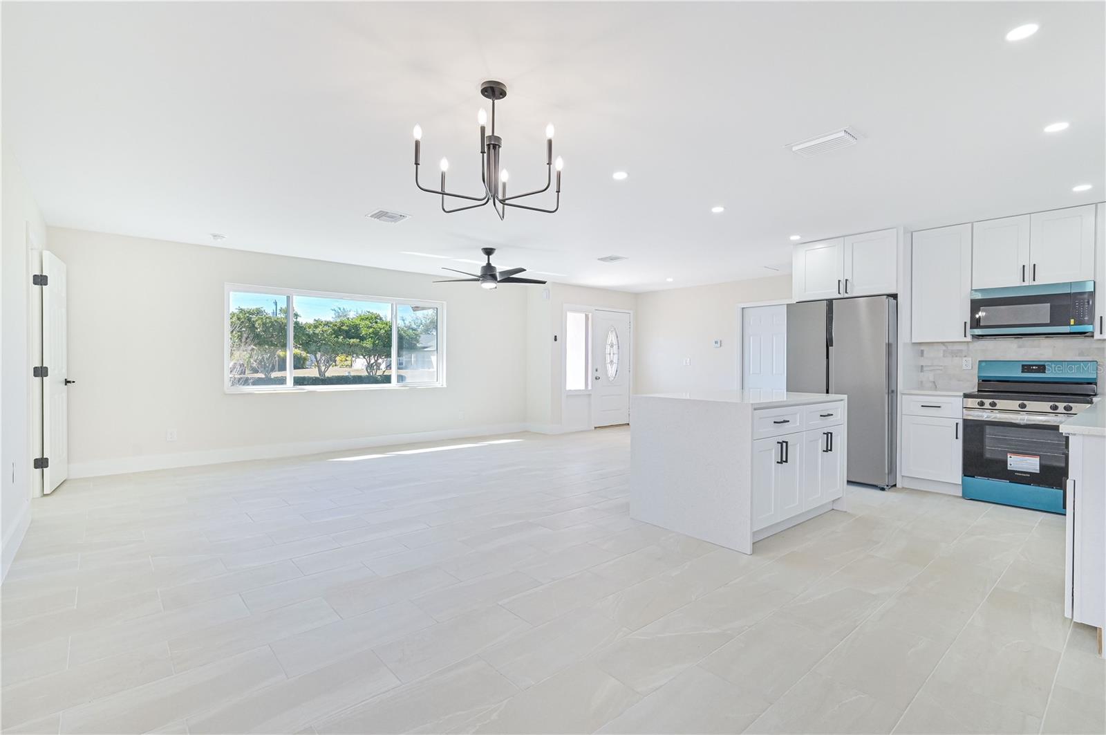115 SE 24TH AVE #A&B, CAPE CORAL, FL, 33990