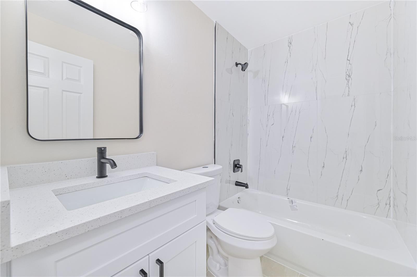 115 SE 24TH AVE #A&B, CAPE CORAL, FL, 33990