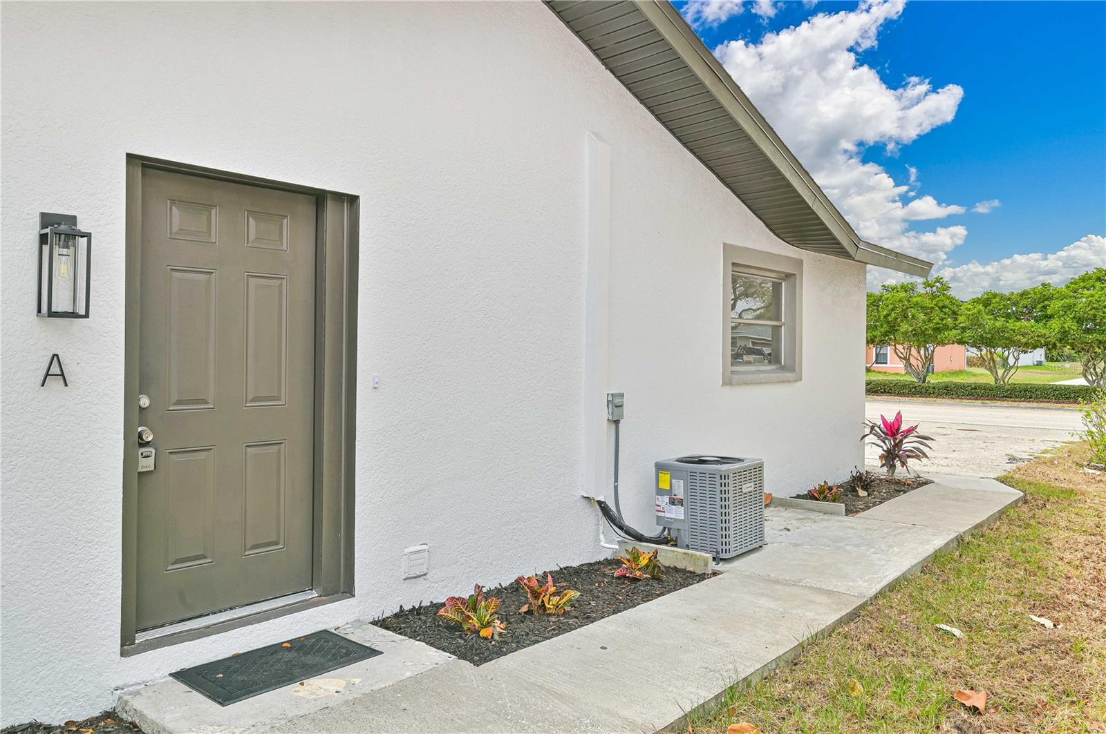 115 SE 24TH AVE #A&B, CAPE CORAL, FL, 33990