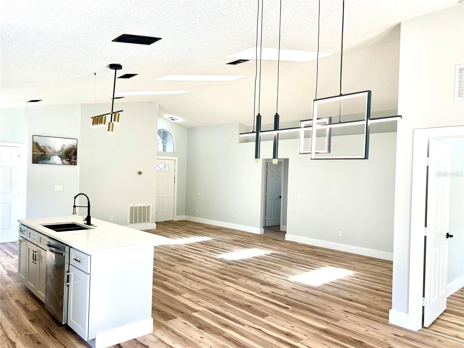 154 WOODBURY PINES CIR, ORLANDO, FL, 32828