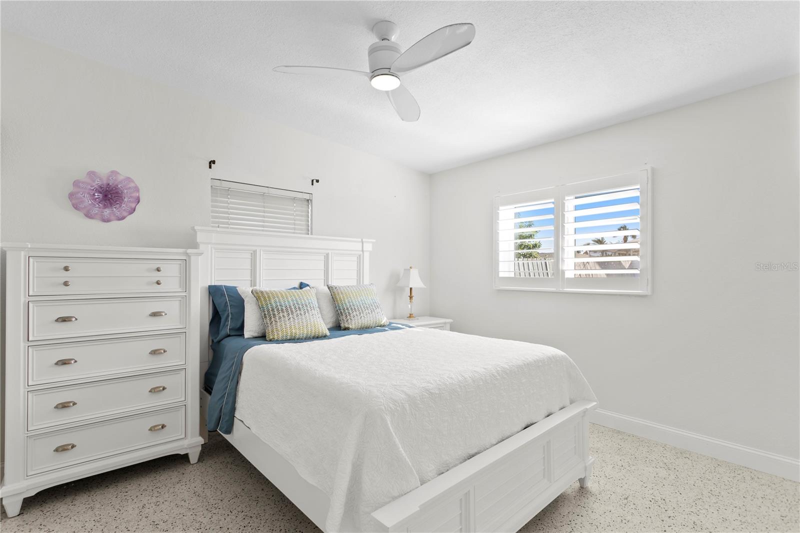 6931 GRANDE VISTA WAY S, ST PETERSBURG, FL, 33707